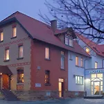 Zur Eisenbahn 3* Реннинген