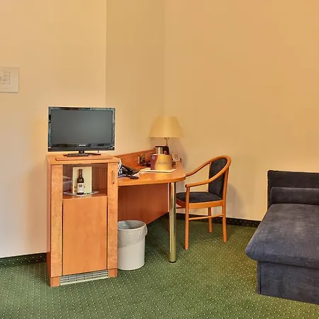 Zur Eisenbahn Renningen