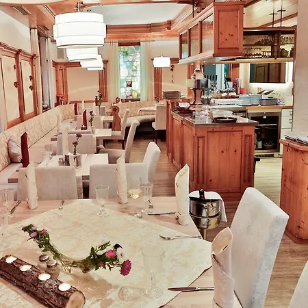 Ξενοδοχείο Zur Eisenbahn