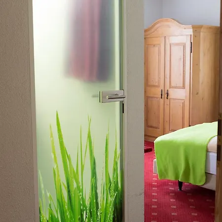 Ξενοδοχείο Zur Eisenbahn