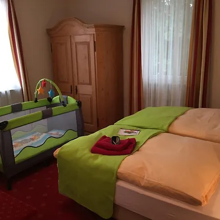 Szálloda Zur Eisenbahn 3*