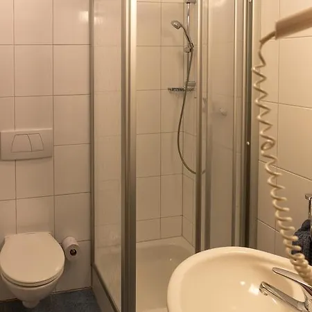 Ξενοδοχείο Zur Eisenbahn