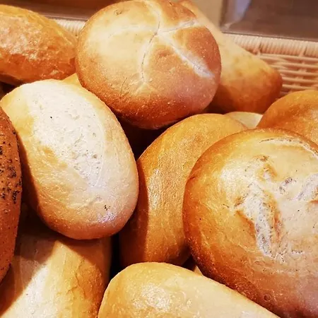 Zur Eisenbahn 3* Renningen