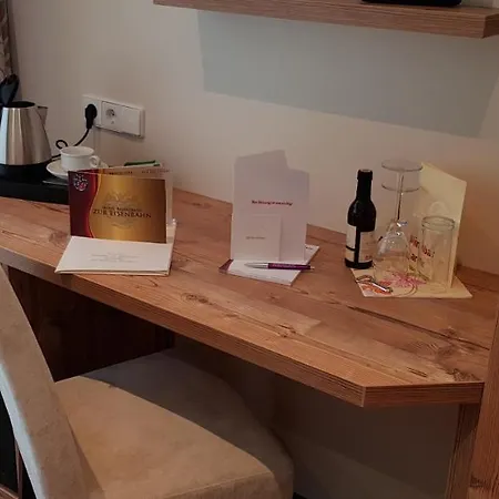 Zur Eisenbahn Ξενοδοχείο 3*