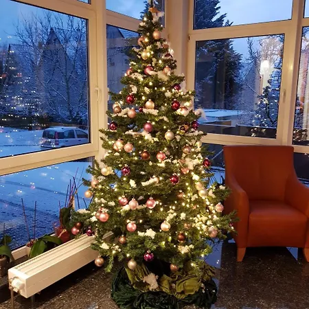 Zur Eisenbahn 3* Renningen