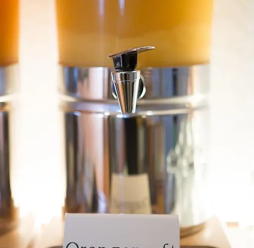 Otel Zur Eisenbahn 3*