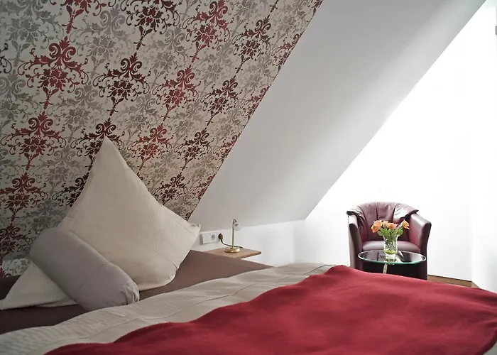 Zur Eisenbahn Otel Renningen