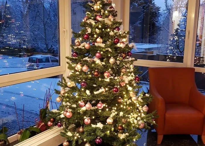 Zur Eisenbahn 3* Renningen